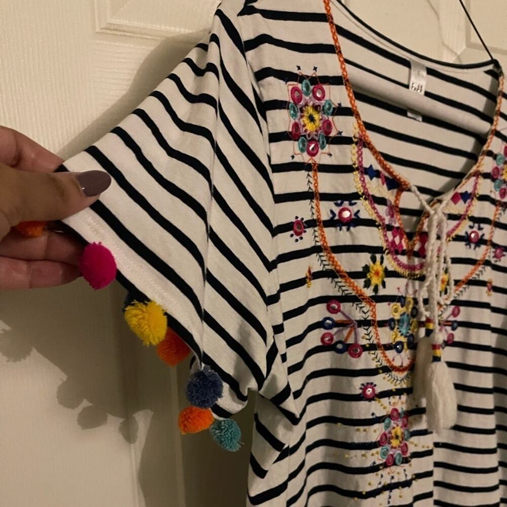 Thomas & Olivia Stripe embroidered striped Pom Pom Top size large - Picture 4 of 6